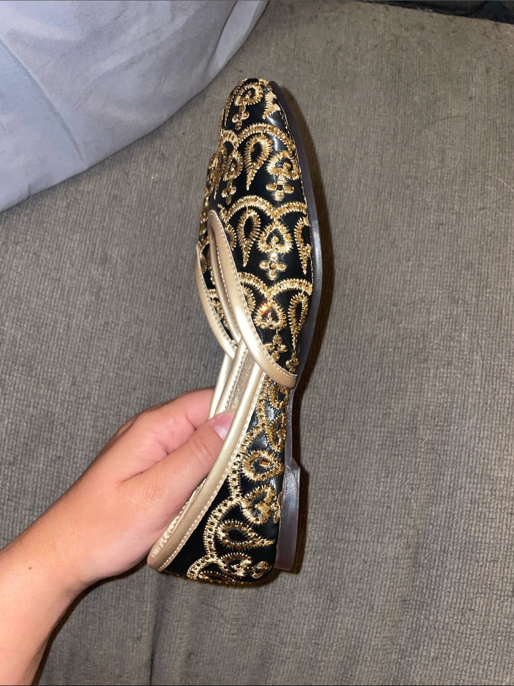 Embroidered Black and Gold "Delco" Women's Flats size 36 (5 1/2-6) - Picture 3 of 6